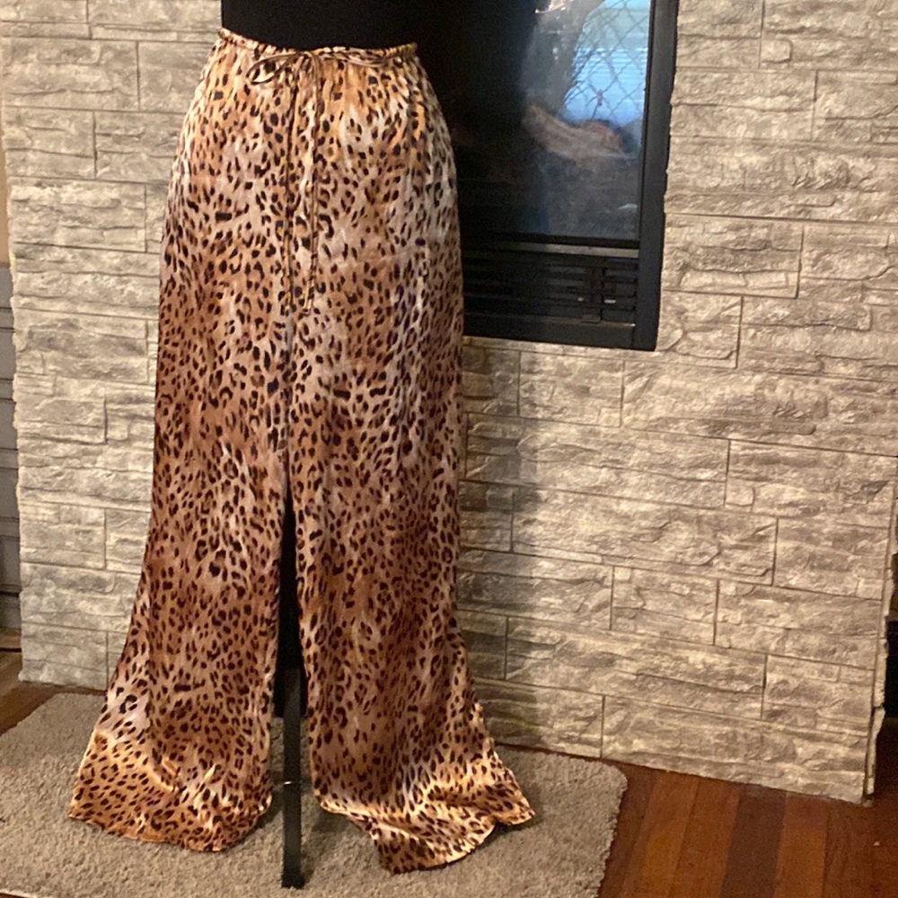 Secret Treasure Cheetah Print Pajama Pants Size 12/14